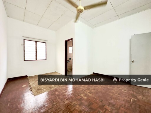 HOT LOCATION‼️ & SPACIOUS UNIT‼️ Double Storey Jalan Turmalin, Seksyen 7 Shah Alam.