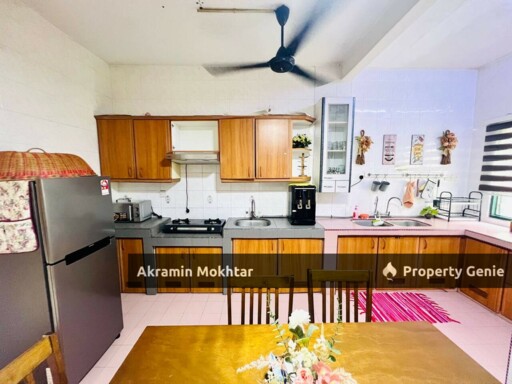 Freehold, Facing Open, Partially Furnished & Extended | Double Storey Terrace Taman Puchong Utama PU 10 Puchong