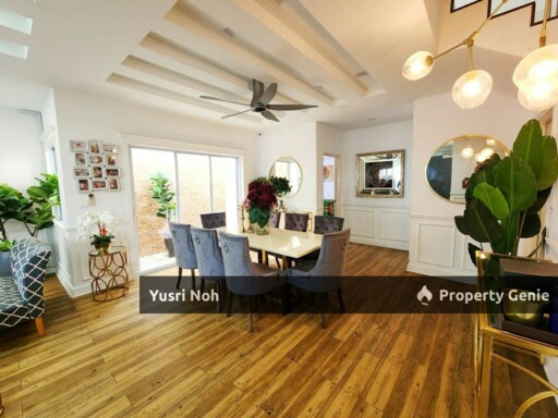 RENOVATED ENDLOT Double Storey The Clover Homes Taman Semanggi Semenyih