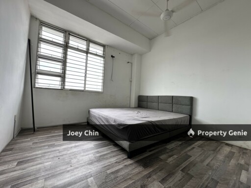 Ehsan Jaya Apartment For Rent