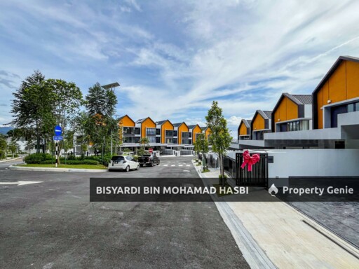 2.5 Storey Superlink House @ East 57, Taman Melawati Kuala Lumpur.