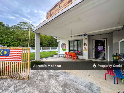 Freehold | 2 Storey CORNER LOT TAMAN SEMENYIH PARKLANDS, BERANANG