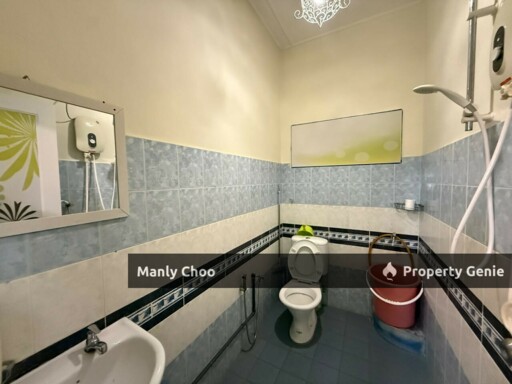 4 ROOMS FURNISHED Single Storey Jalan Delima Bukit Beruang MMU Manipal