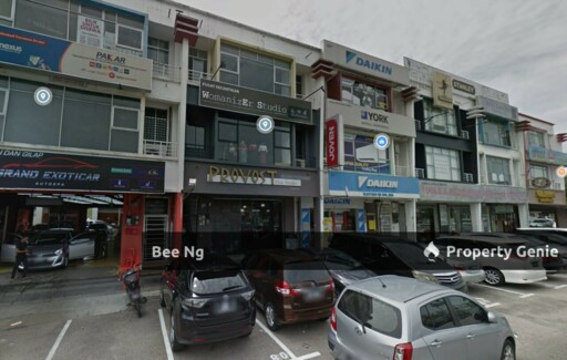 Setia Tropika / 3 Storey Shoplot  / Facing Main Road