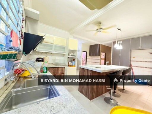 Corner Lot Renovated Single Storey Semi Detached Taman Desa Ixora, Senawang.