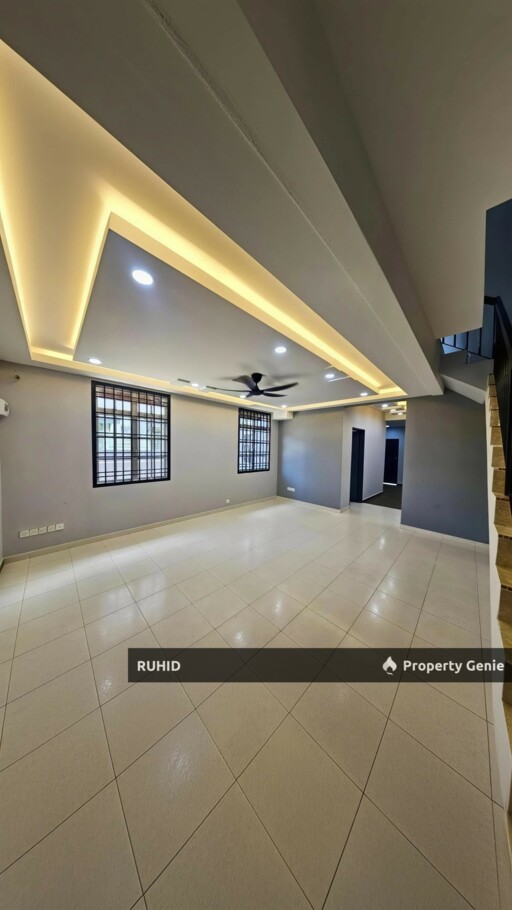 TAMAN BUKIT INDAH, ISKANDAR PUTERI - (END LOT)DOUBLE STOREY HOUSE FOR SALE