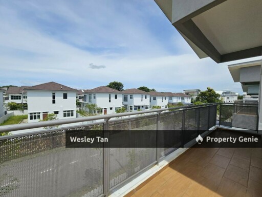 Durian Tunggal 2.5storey Hilltop Bungalow 6rooms Freehold 24/7 Gated