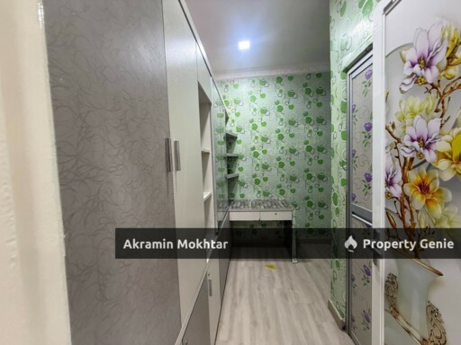FREEHOLD, PARTIALLY FURNISHED & RENOVATED| Double Storey Terrace Bandar Puteri Klang, Jalan Gelang,Selangor