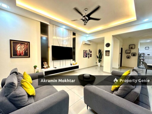 Freehold & Renovated | Double Storey Terrace Viola Alam Impian, Shah Alam