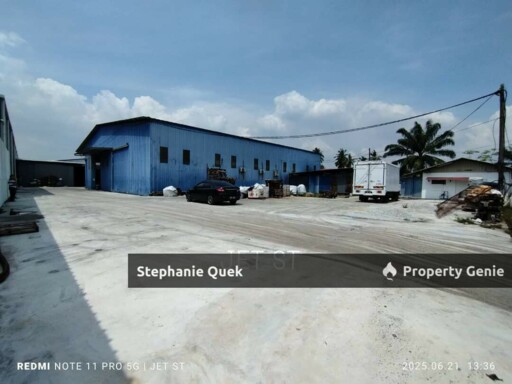 2 Storey Sharing warehouse For Rent @ Kapar Batu 7 Klang 100amp BU 16000sf(Extra 5000sf Land)