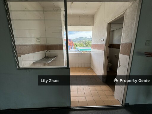3 Storey Shop Office Tenanted for Sale @ Polytechnic Commercial Centre, KKIP Sepanggar