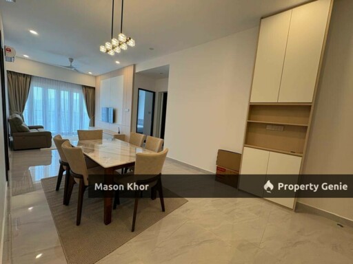 CODRINGTON RESIDENCE MIDDLE FLOOR SEAVIEW 1407sf FULLY RENO & FURNISHED GEORGETOWN