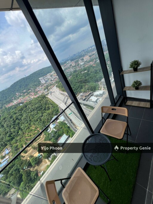 Crown Tower/Block E Furnished Studio Unit with Nice View for Sale
