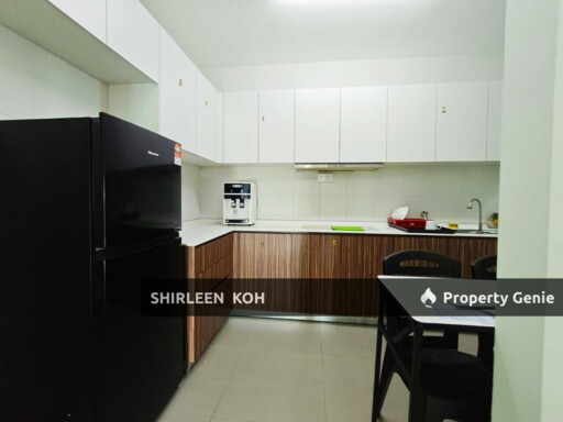 Female room for rent at Season Luxury Apartment @ Larkin JB Town