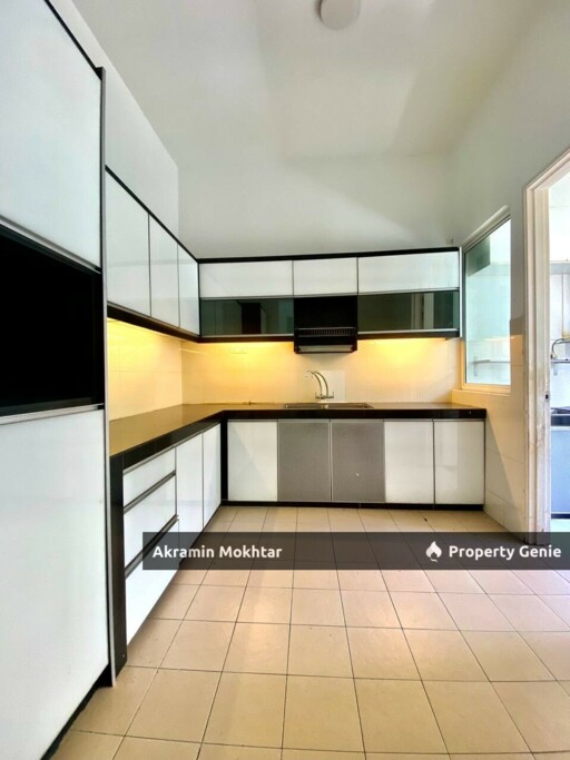 FREEHOLD & RENOVATED | Double Storey Terrace@Nadayu 92, Kajang