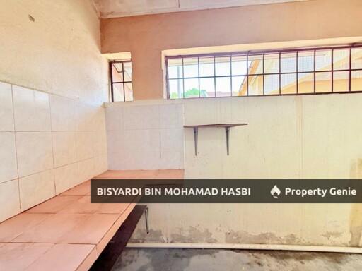 NEGOTIABLE & GATED GUARDED Double Storey Taman Peak 208 Kajang Utama, Kajang.