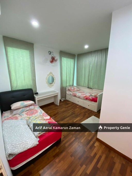 [Partly Furnished] 3 Storey Semi-D Jacaranda Garden Residence, Cyberjaya | 5 Bedrooms | 6 Bathrooms | 4,554 sqft | RM8,000 Nett