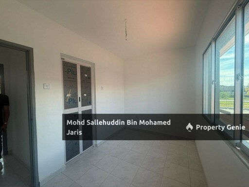 RUMAH TERES 1 TINGKAT SETENGAH KEMPADANG BAY