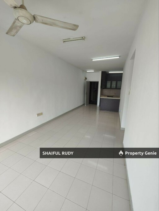 WANT TO SELL. PARK AVENUE CONDOMINIUM DAMANSARA DAMAI