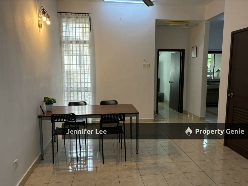 For Rent: 2-Storey Terrace @ BK5B, Bandar Kinrara (Partially Furnished)