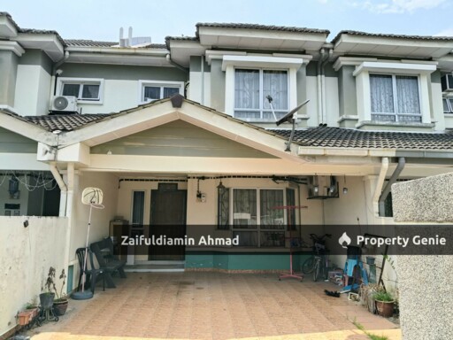 2 Storey Terrace at Tmn Impian Putra Bangi and Facing Surau