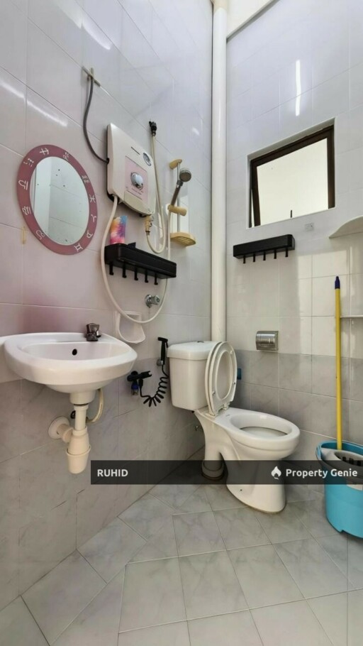 Freehold Seri Austin Single Storey Terrace House 3R2B