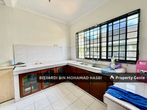 Freehold 11,144 SQ.FT Renovated Corner Lot Single Storey Bungalow Taman Bukit Chedang, Seremban.