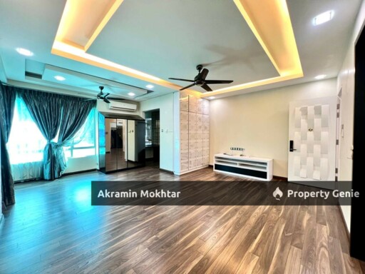 An Exclusive Three Storey Semi Detached House, Seksyen 13, Shah Alam For Sale