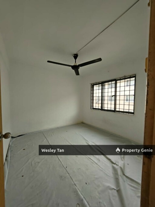 Pangsapuri Hilir Kota 3 Bedroom  For Sale
