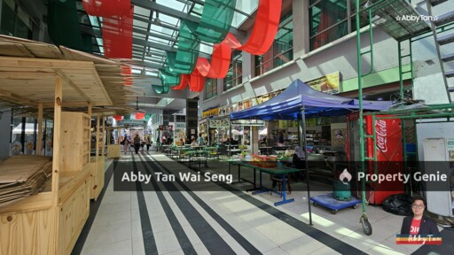 KK Times Square | Walkway Corner Shop | Near Manmi & Fishmarket
