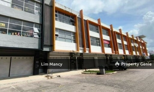 SILC Gelang Patah Three Storey Commercial Shoplot