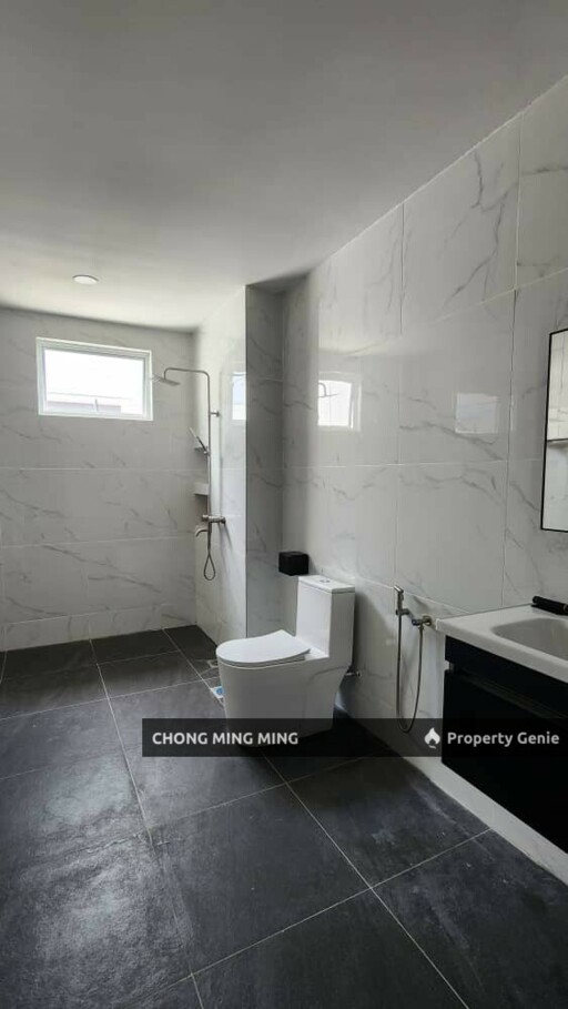 Fully Furnished Hilltop 2 Storey Super-Link @ Ara Sendayan for Rent