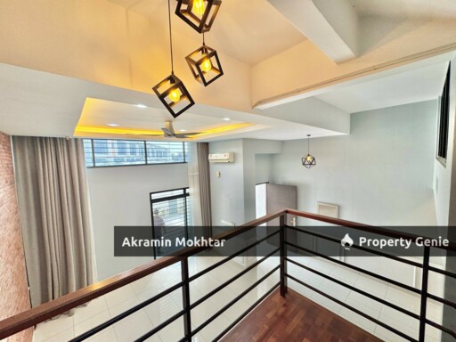 Freehold & Renovated | 2.5 Storey Terrace Intermediate TTDI Grove Phase 10, Kajang