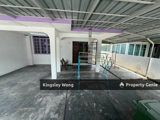 Bercham Double Storey Semi D Chinese Area  Near Lotus Bercham Tasek