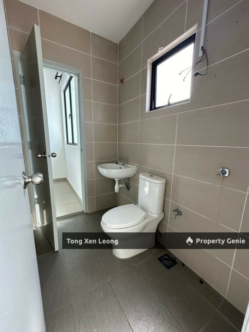 Freehold 2.5 Storey @ Bukit Cheng For Sale !!