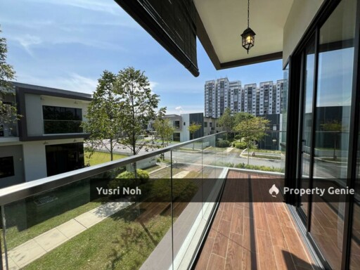 Price Dropped by 100k‼️Cornerlot 2 Storey Maple Residence, Cyberjaya - Furnished