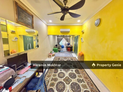 FREEHOLD, END LOT & RENOVATED - SINGLE STOREY TERRACE @ JALAN KEBUN, SEKSYEN 30