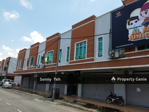 [Near to Econsave] 2 Storey Shop @ Bandar Utama Batang Kali, Batang Kali