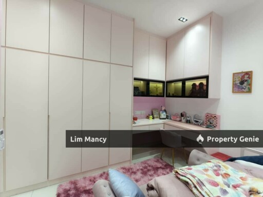 Aspira Garden Double Storey Cluster House with Fully Renovated