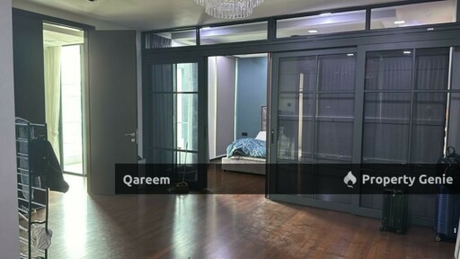 [Corner Lot] 3 Storey Semi D Taman Bukit Puchong. Puchong.