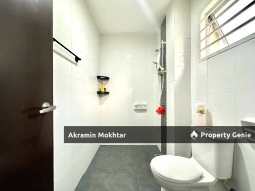 Freehold & Renovated | Double Storey Terrace Viola Alam Impian, Shah Alam
