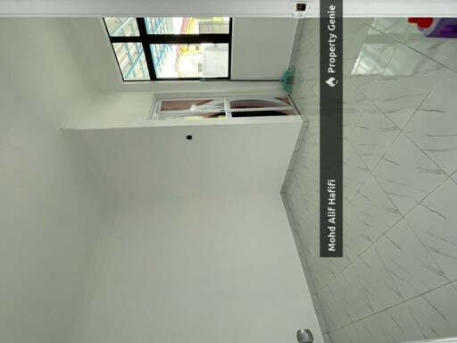 Teres setingkat tegayong melor