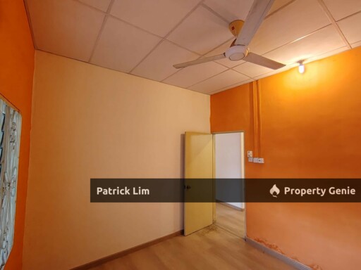 Bukit Beruang Freehold Single Storey Terrace House 4R 2B For Sale