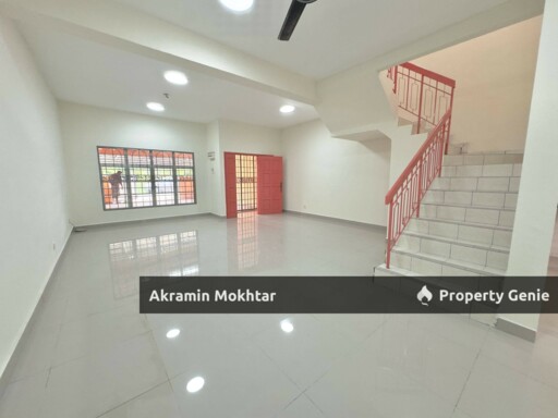 FREEHOLD, FACING PLAYGROUND & FULLY REFURBISHED | 2-STOREY TERRACE  TAMAN PELANGI SEMENYIH, SEMENYIH