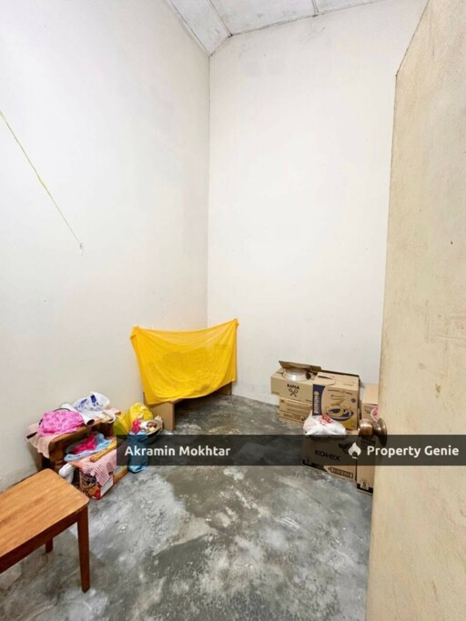 Single Storey Taman Perwira, Telok Panglima Garang
