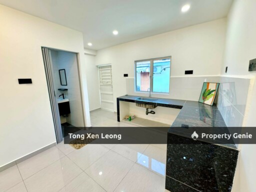 Family-Friendly 4-Bedroom Near Schools And Markets In Melaka
