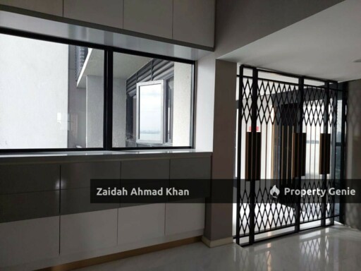 SETIA V RESIDENCES GURNEY PENANG PRESTIGIOUS LUXURY CONDOMINIUM BUNGALOW IN THE SKY FOR SALE THE BIGGEST UNIT SEA VIEWRENOVATED WITH EXQUISITE MARBLE DETAILING FREEHOLD BELOW SPA PRICE
