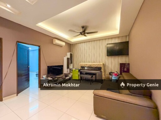 Fully Renovated & Nice ID | 2.5 Storey Superlink Taman Suria Tropika, Seri Kembangan