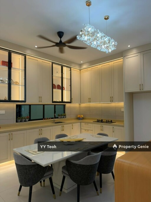 CORNER Ujong Pasir Single Storey Bungalow