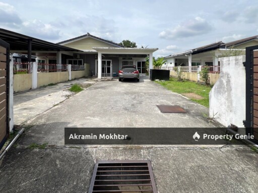 33x110 Semi D Single Storey House, Jalan Merbuk, Taman Bentara Telok Panglima Garang